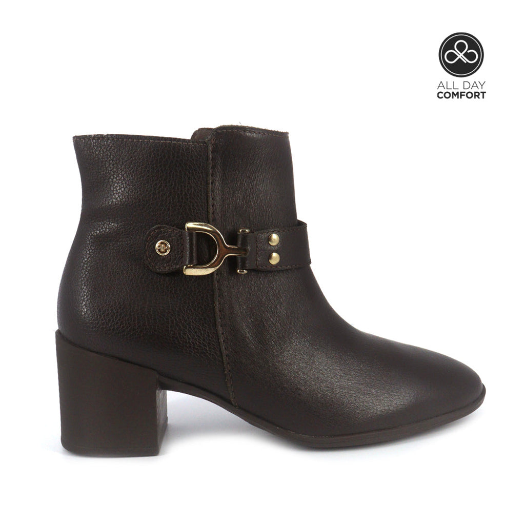 Botas Geraldyne para mujer color café