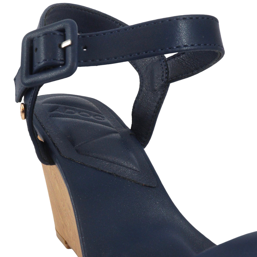 Sandalias de cuña Capri color marino para mujer