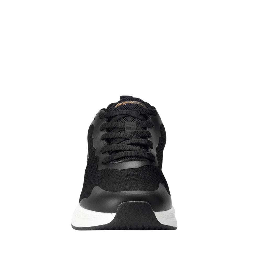 Tennis Larson negro