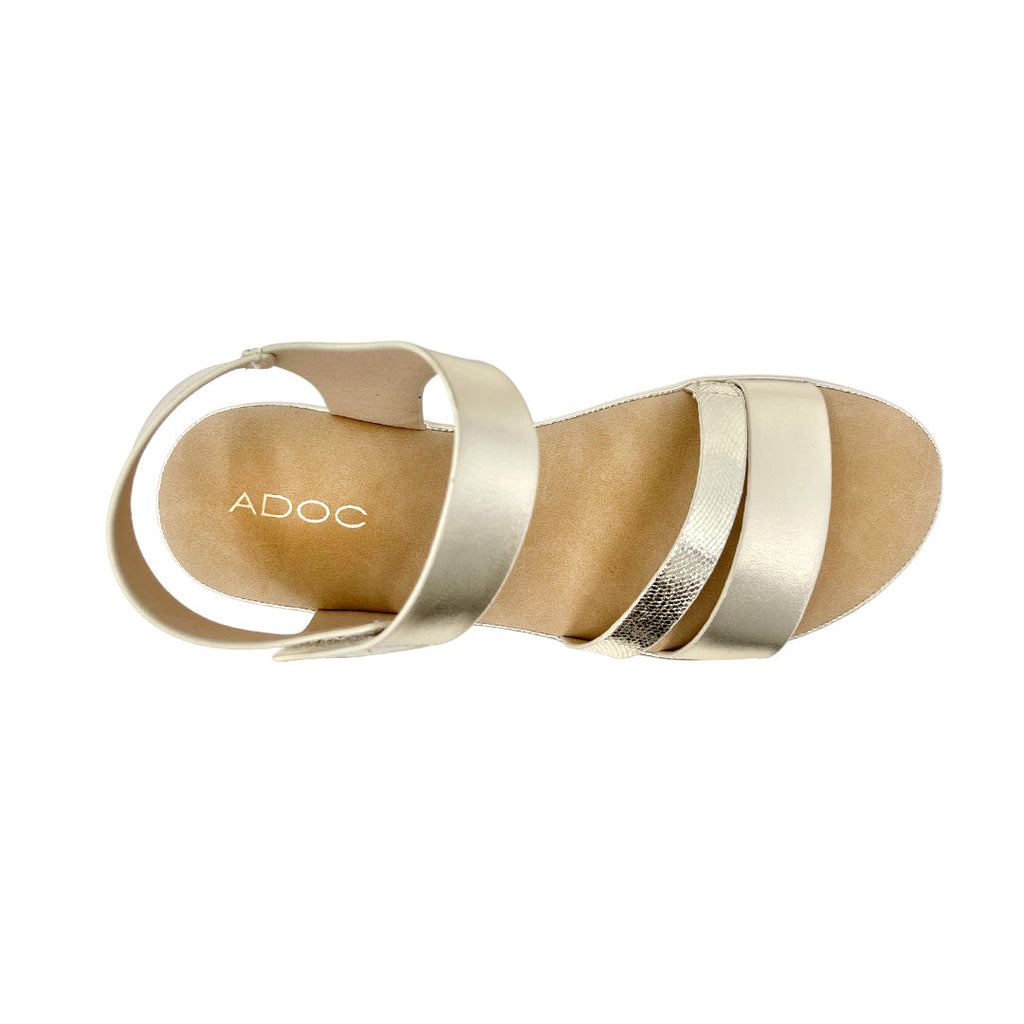 Sandalias flats Ilia para mujer color dorado
