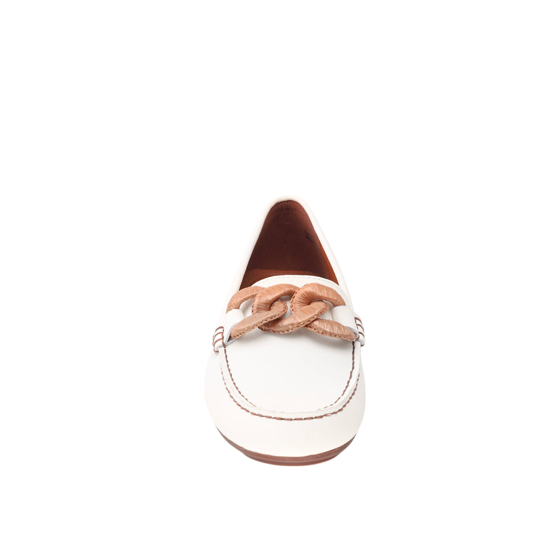 Mocasines Agatta para mujer color hueso