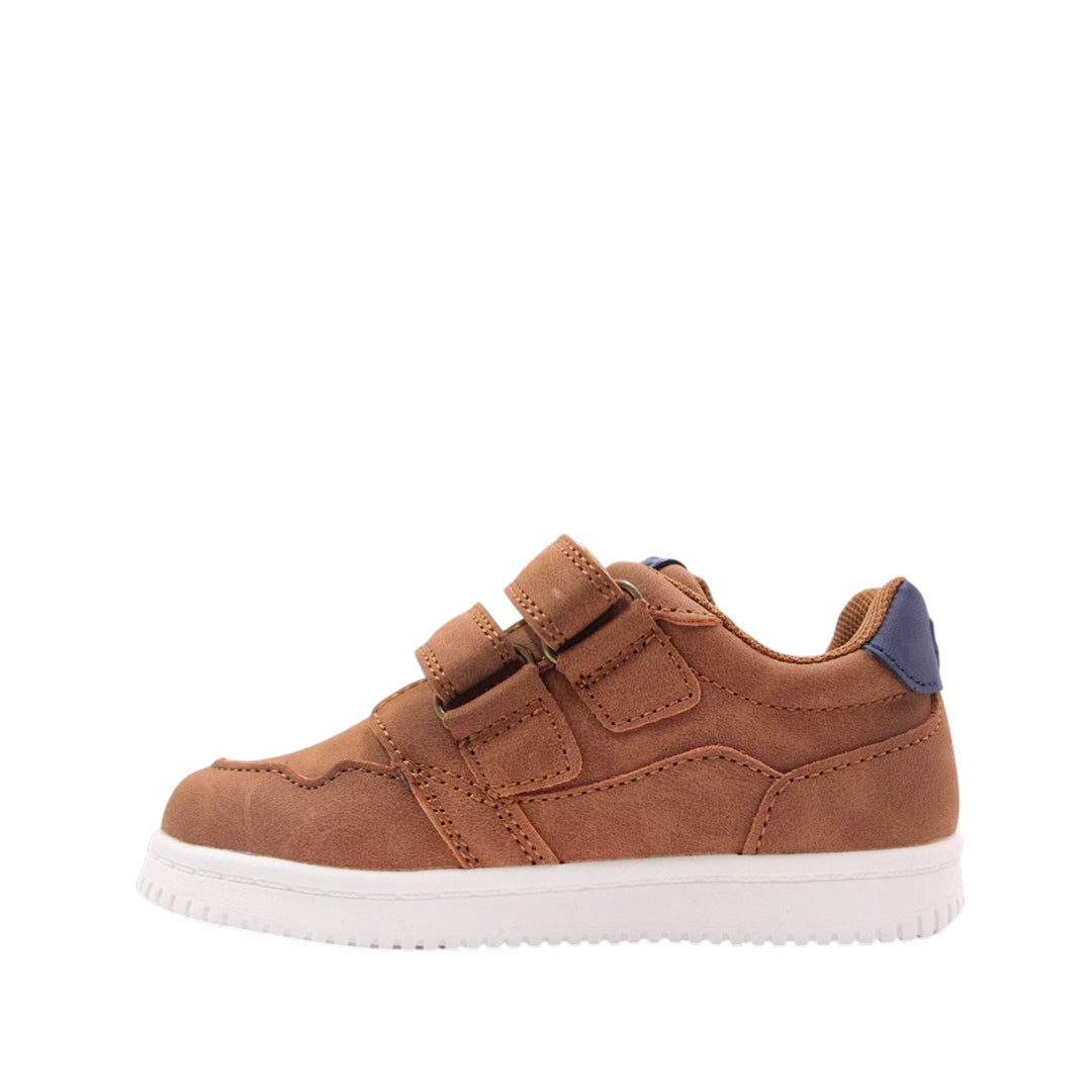 Sneakers Charlie para infante color tan
