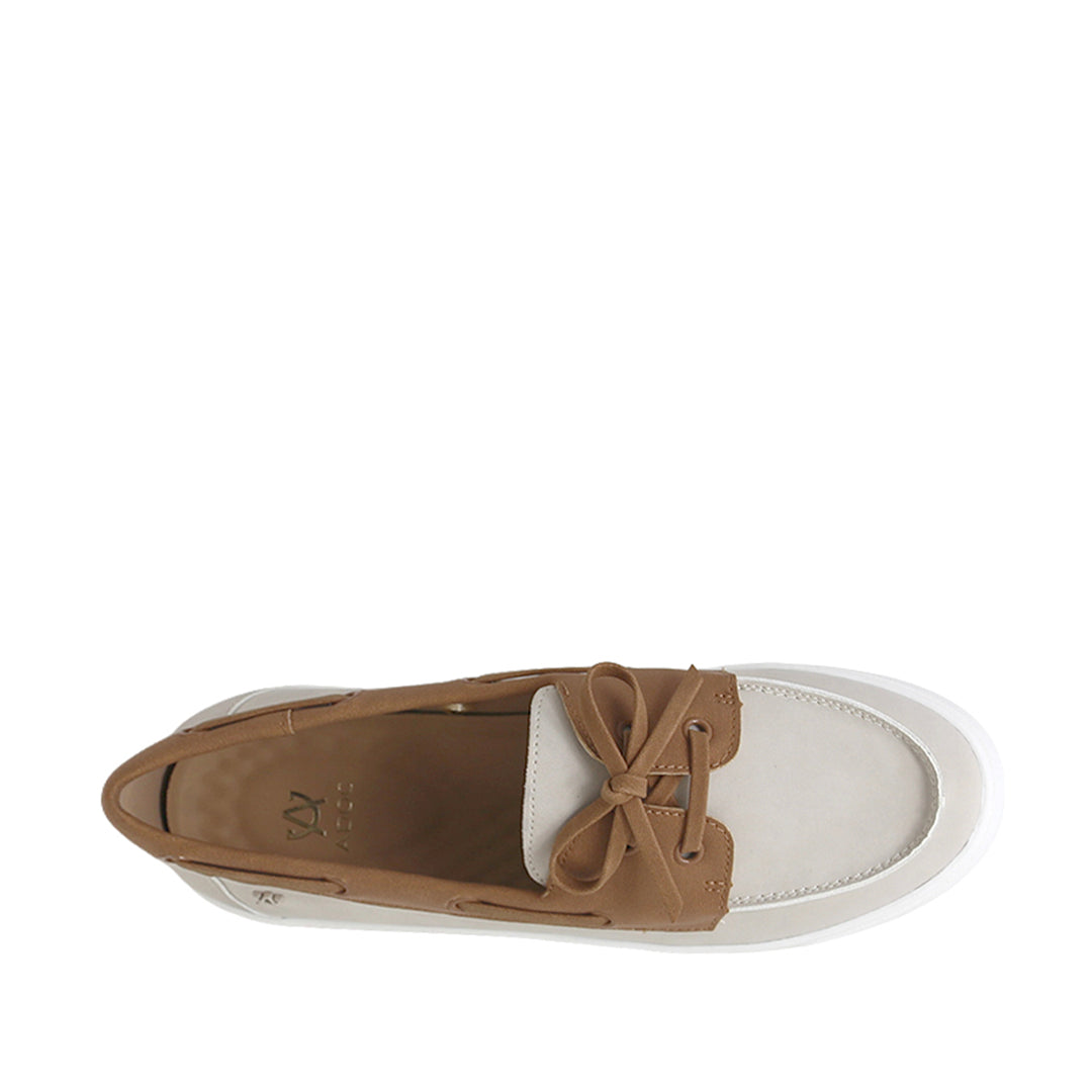 Boat shoes Bob para mujer color hueso