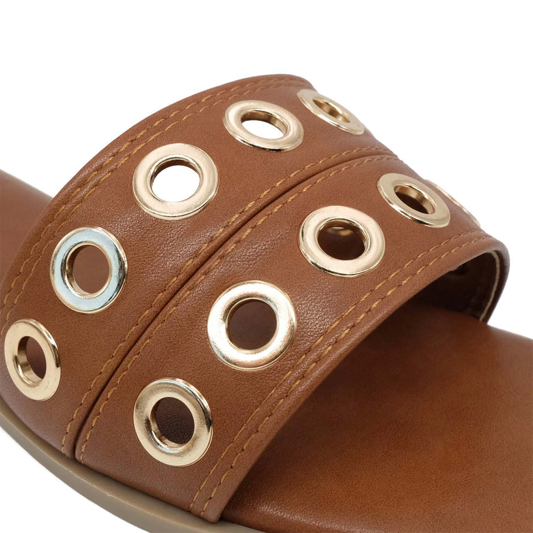 Sandalias flats Mariana para mujer color café